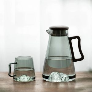 Carafe verre avec bouchon
